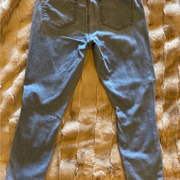 Paige Verdugo Crop Light Wash Distressed Jeans Size 29 - Picture 8 of 8
